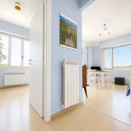 Hostdomus - Panoramic 아파트